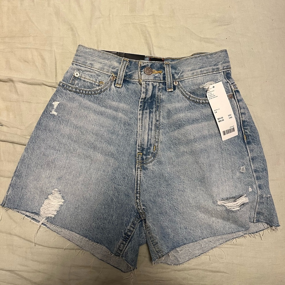 NWT Urban Outfitters BDG denim shorts size 24